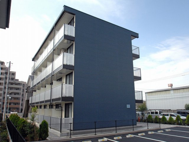レオパレススカイアークの外観