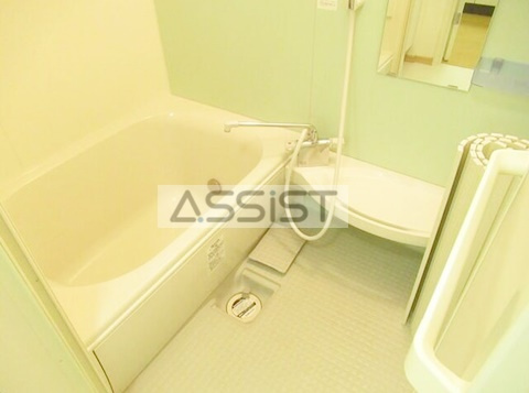 ソレイユ松陰の浴室
