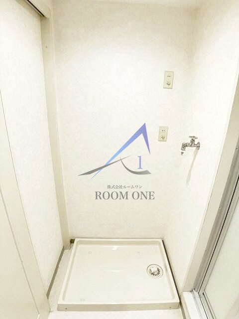潮ハイツの設備|洗濯機置き場です。