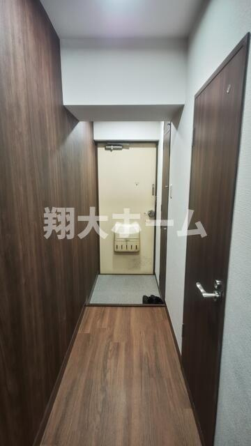 藤和下谷コープの玄関