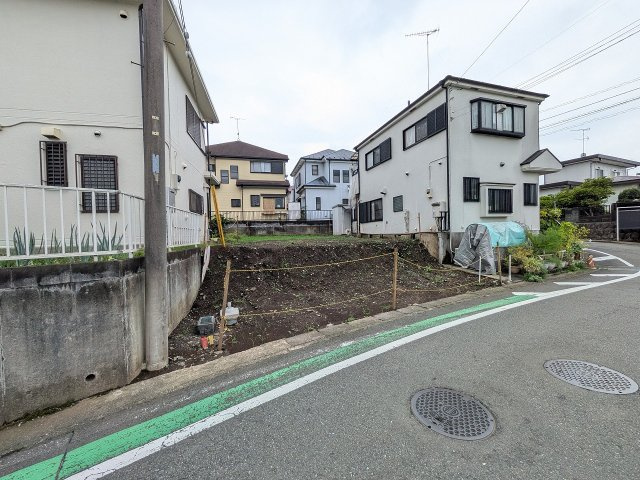 八王子市　緑町　新築一戸建て　８期の外観|～山田駅徒歩5分　2台駐車可能　小学校近くお子様の登下校安心の立地～