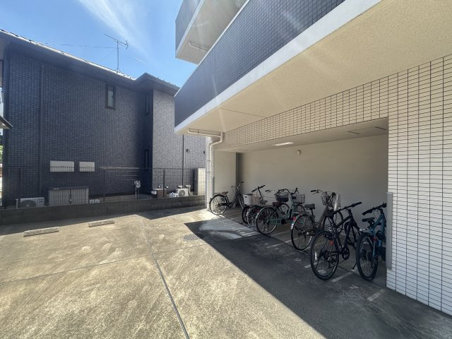調布市菊野台１丁目の賃貸マンションのその他