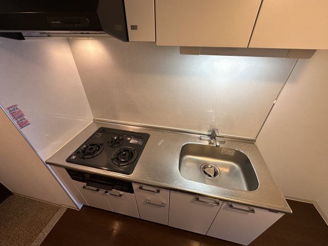 調布市菊野台１丁目の賃貸マンションのキッチン