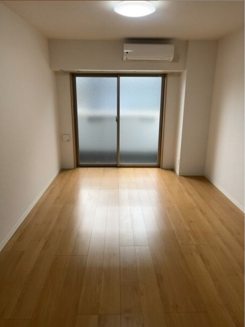 ルミエナ東三国の居間・リビング
