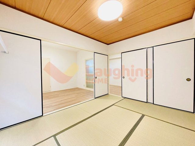 エスティーム・アン櫛原の和室|落ち着いた雰囲気の和室付きです