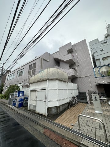 新宿区高田馬場３丁目の賃貸マンションの外観