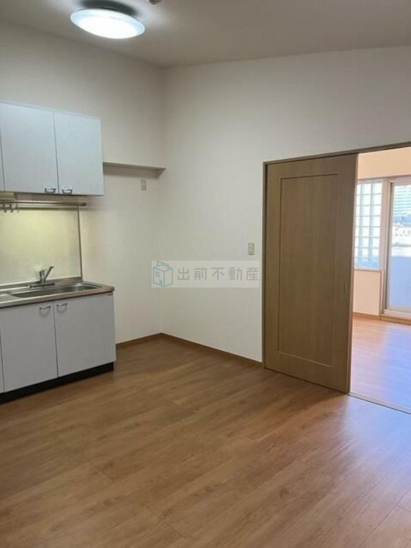 新宿区高田馬場３丁目の賃貸マンションの居間・リビング