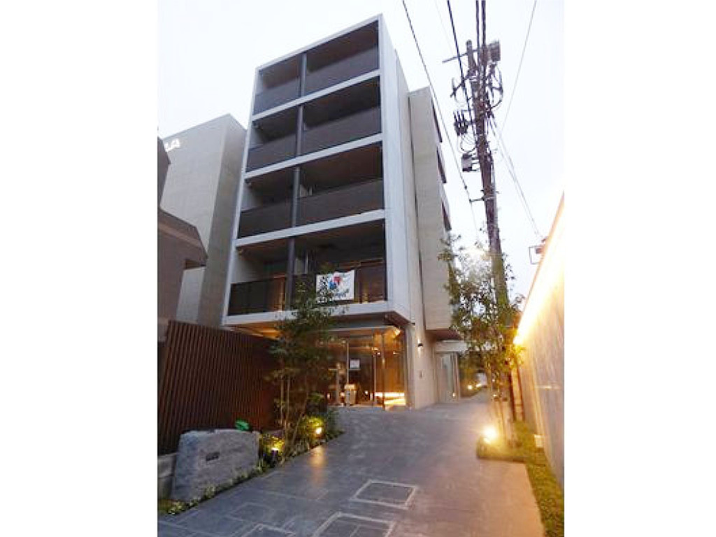 シーフォルム東新宿Ⅱの外観|おしゃれな外観です
