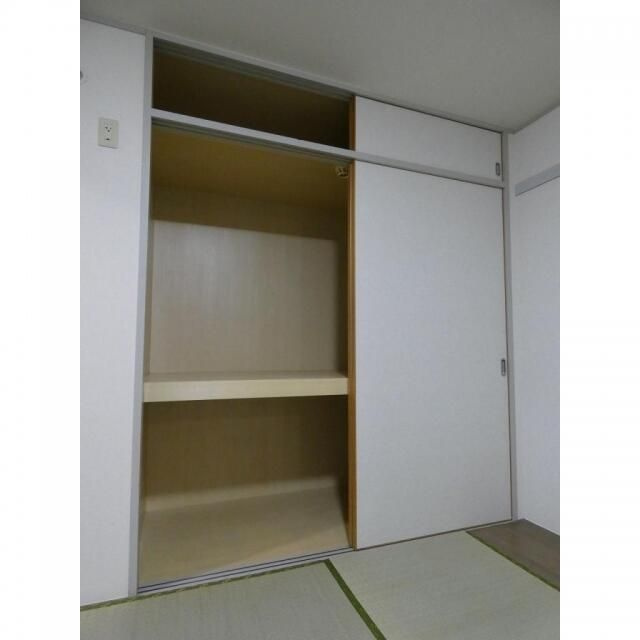 フォレスト上野毛の寝室