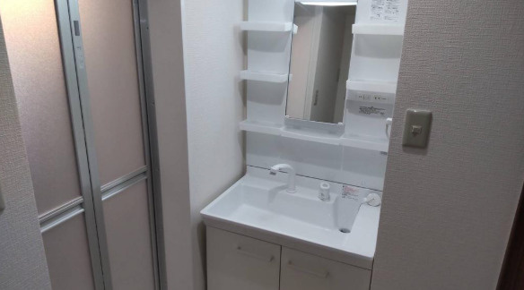 有馬道ハイツの洗面所