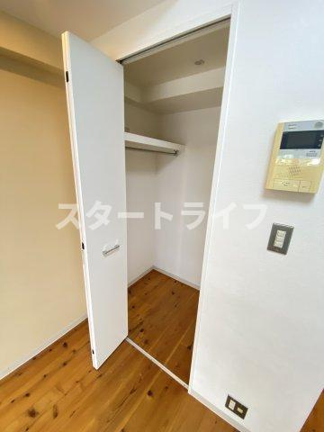 大阪市淀川区西中島２丁目の賃貸マンションの収納|参考写真
