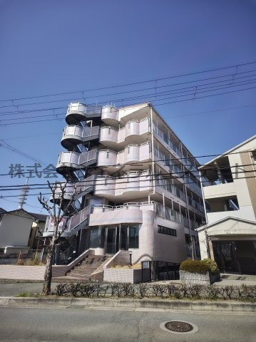 スタジオMの外観