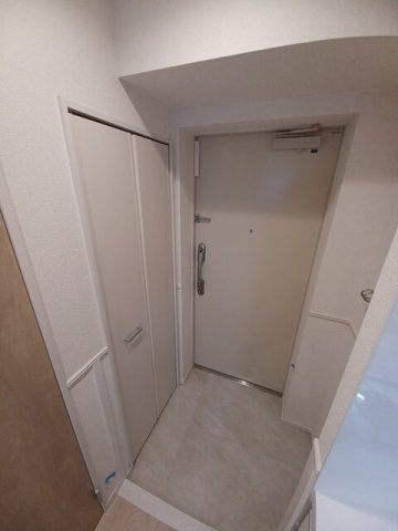 スアヴィス谷在家の玄関