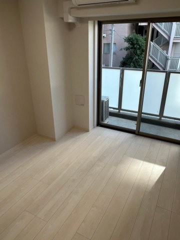 クレヴィスタお花茶屋の居間・リビング