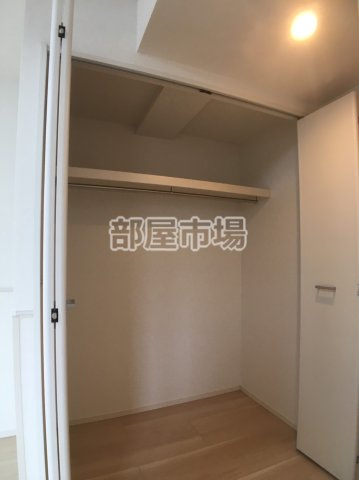 ユイマール三ノ輪の収納|クローゼット