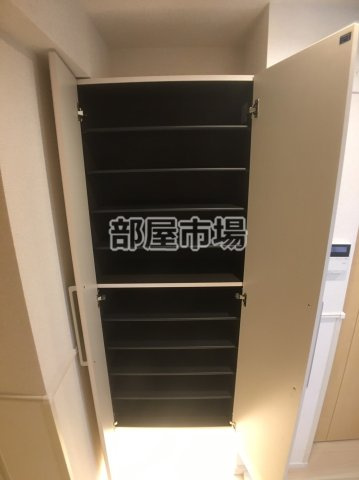 ユイマール三ノ輪のその他|シューズクローゼット