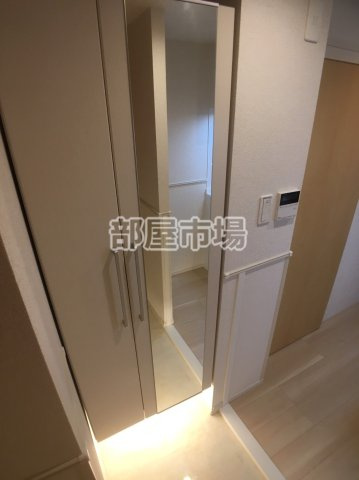 ユイマール三ノ輪の玄関|シューズボックス