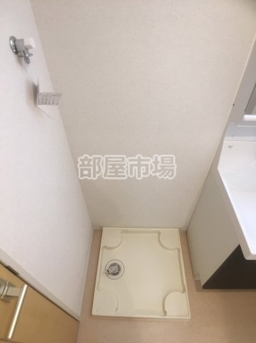 ユイマール三ノ輪の設備|室内洗濯置場