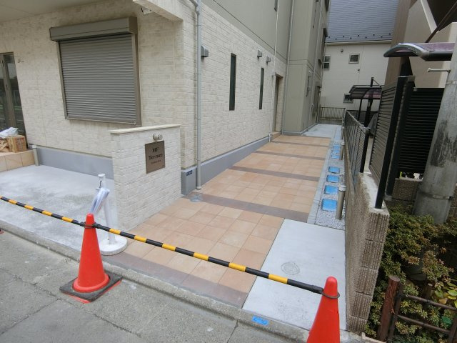 ＭＦテラス多摩川のエントランス