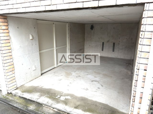 上馬４丁目戸建の駐車場