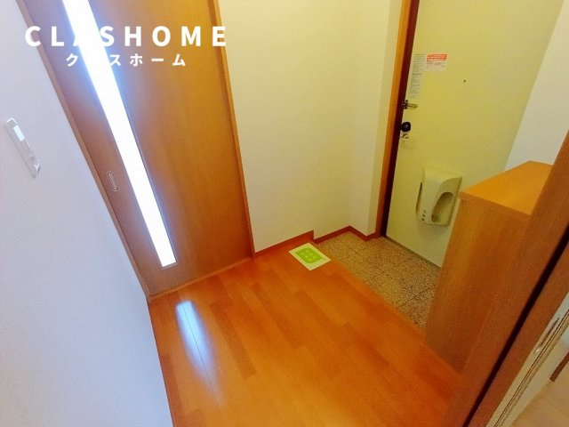 マンション葵　　マンション葵の玄関|イメージ画像になります