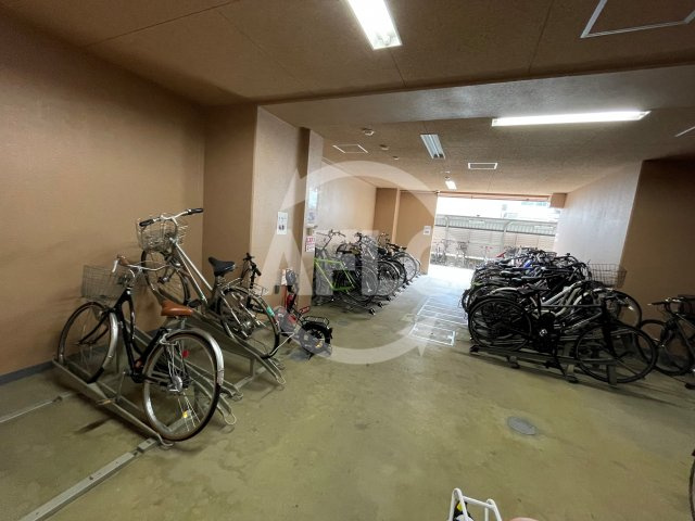 エステムコート心斎橋EASTエリジオンの設備|エステムコート心斎橋EASTエリジオン　駐輪場