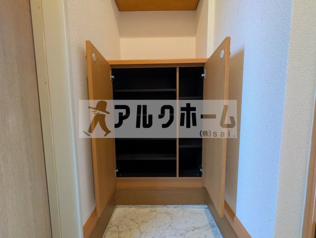 ヒルサイドテラスの内装
