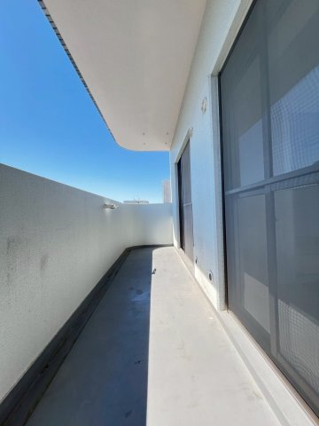 ファミーユミシマのバルコニー