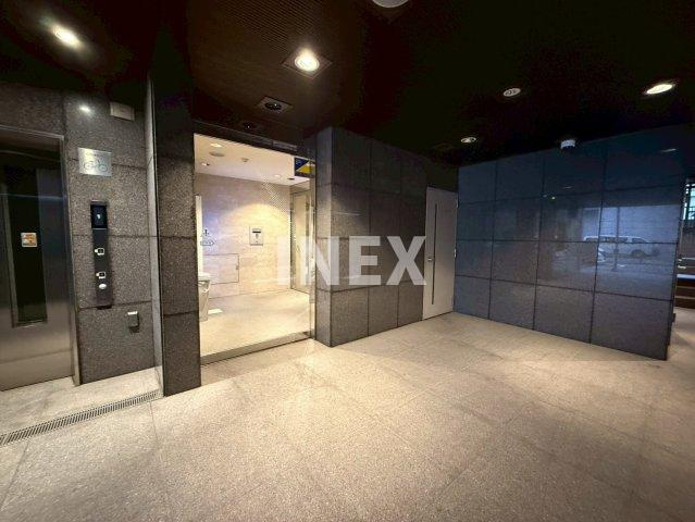 横浜市中区弁天通２丁目の賃貸マンションのロビー