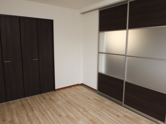 フォレストハイム A棟　の居間・リビング