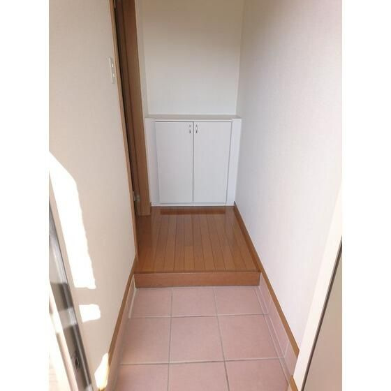 フォーリア　Ａの玄関