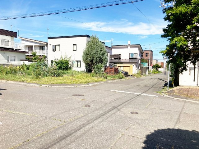 手稲区西宮の沢4条4丁目　土地の外観|交差点