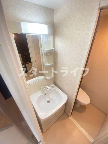 大阪市淀川区東三国３丁目の賃貸マンションの洗面所