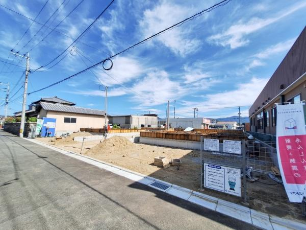 久原中央第5-3号棟の前面道路含む現地写真|前面道路含む現地写真です