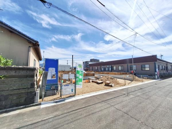 久原中央第5-4号棟の前面道路含む現地写真|前面道路含む現地写真です
