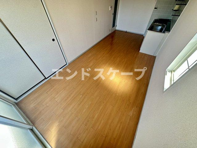ミロワールＡの居間・リビング|高崎、前橋のお部屋探しはエンドスケープまで！お客様の理想お聞かせ下さい♪