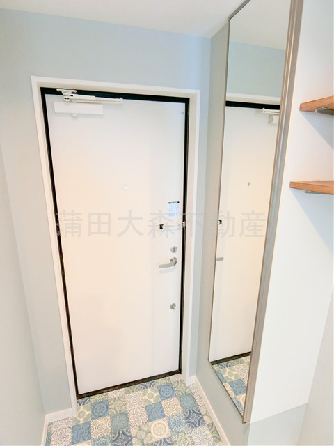 フォリロ羽田の玄関