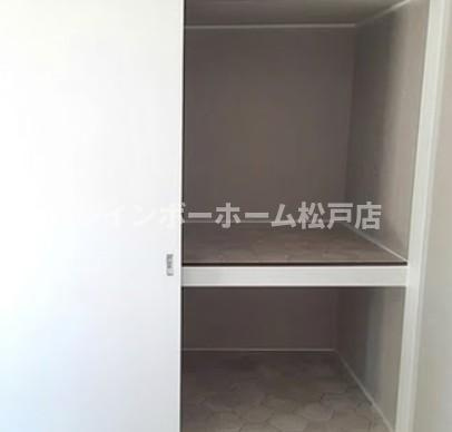 中台グリーンテラスB棟の収納|大きなものも収納できそうです