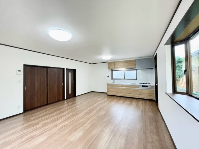 長野市伊勢宮一丁目の居間・リビング