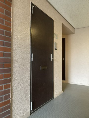 コーポ荏原の玄関