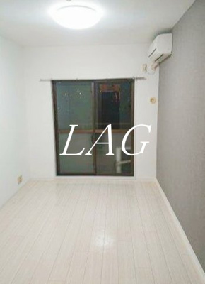 【居間・リビング】 | リライア百合ヶ丘 | 洋室のお部屋です。