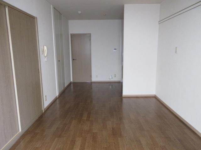 ピッケル末広の居間・リビング