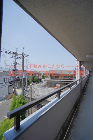 エスティーム・アン櫛原【キャッシュバック対象物件】のロビー|毎日通るロビーはこのようになっています