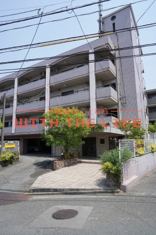 エスティーム・アン櫛原【キャッシュバック対象物件】の外観|落ち着いた雰囲気の外観です