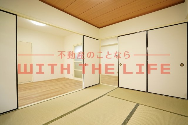 エスティーム・アン櫛原【キャッシュバック対象物件】の和室|落ち着いた雰囲気の和室付きです