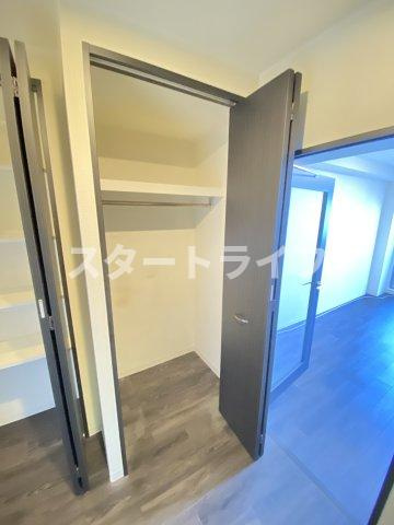 大阪市淀川区東三国２丁目の賃貸マンションの収納