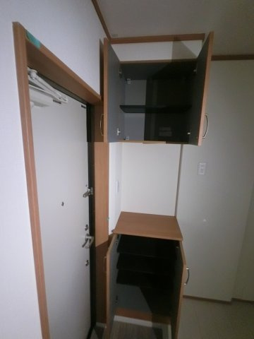 マザーユニックス船橋本町 の玄関