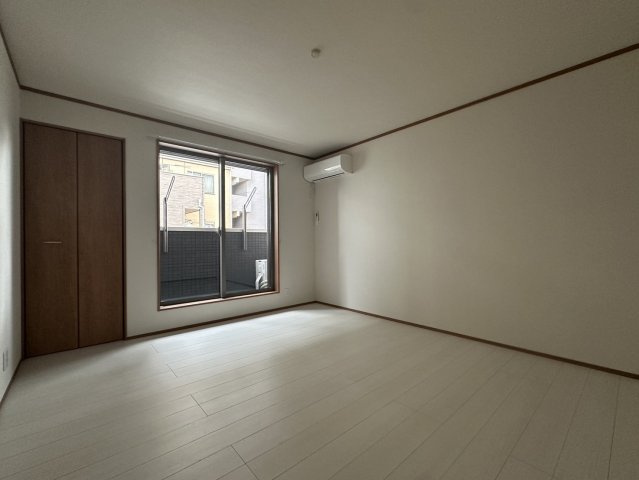 マザーユニックス船橋本町 の洋室