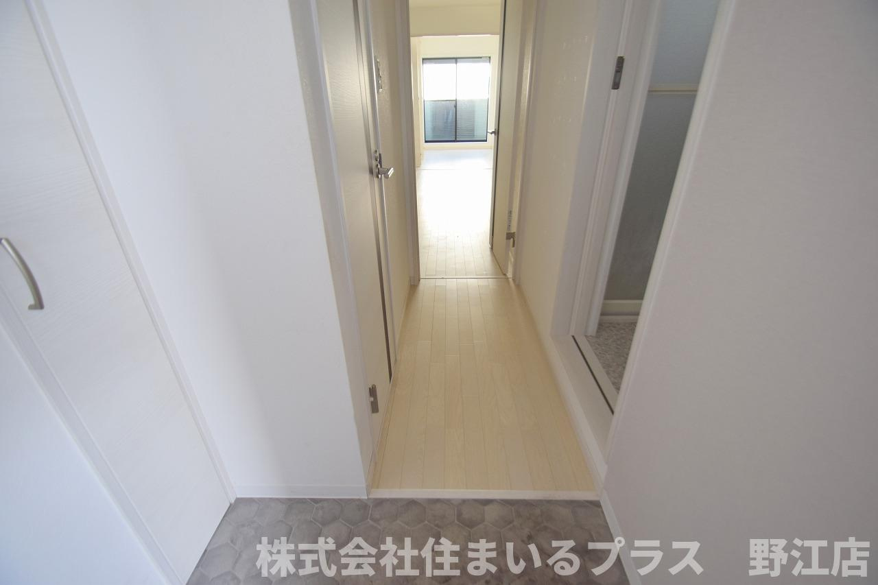 ＧＭヒルズ今津北Ｂ棟の玄関