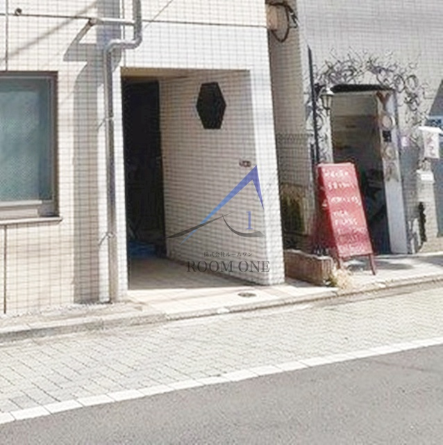 エテルノ西荻のエントランス|エントランスです。